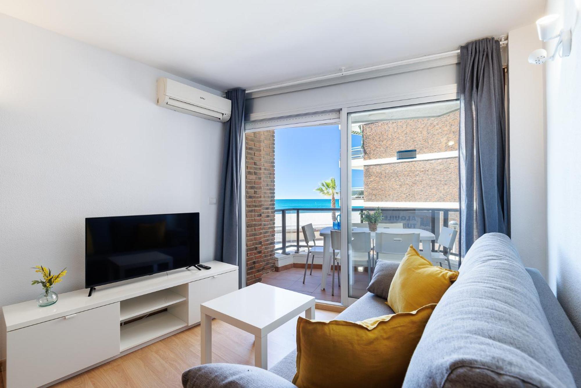 Uhc Mexico I Apartments Камбрильс Экстерьер фото