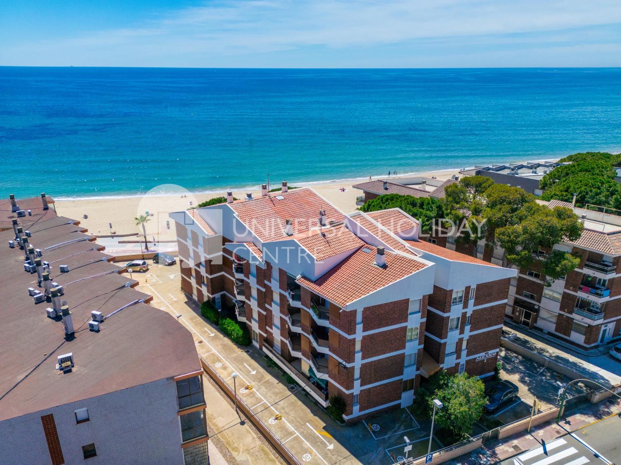 Uhc Mexico I Apartments Камбрильс Экстерьер фото